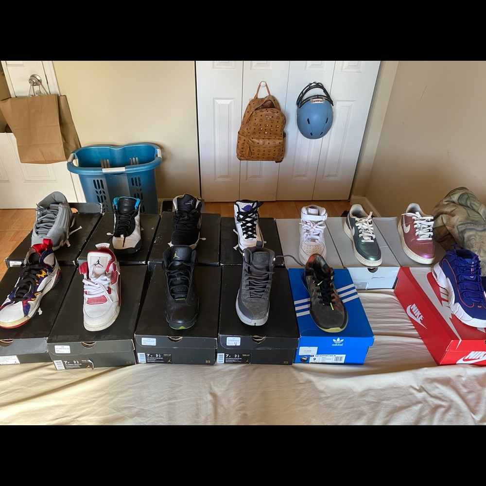 Shoes - Picture 2 of 2